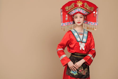 广西壮族服饰少数民族服饰女性人物摄影图 摄影